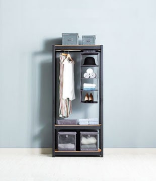 3 SHELVES W/Hanger